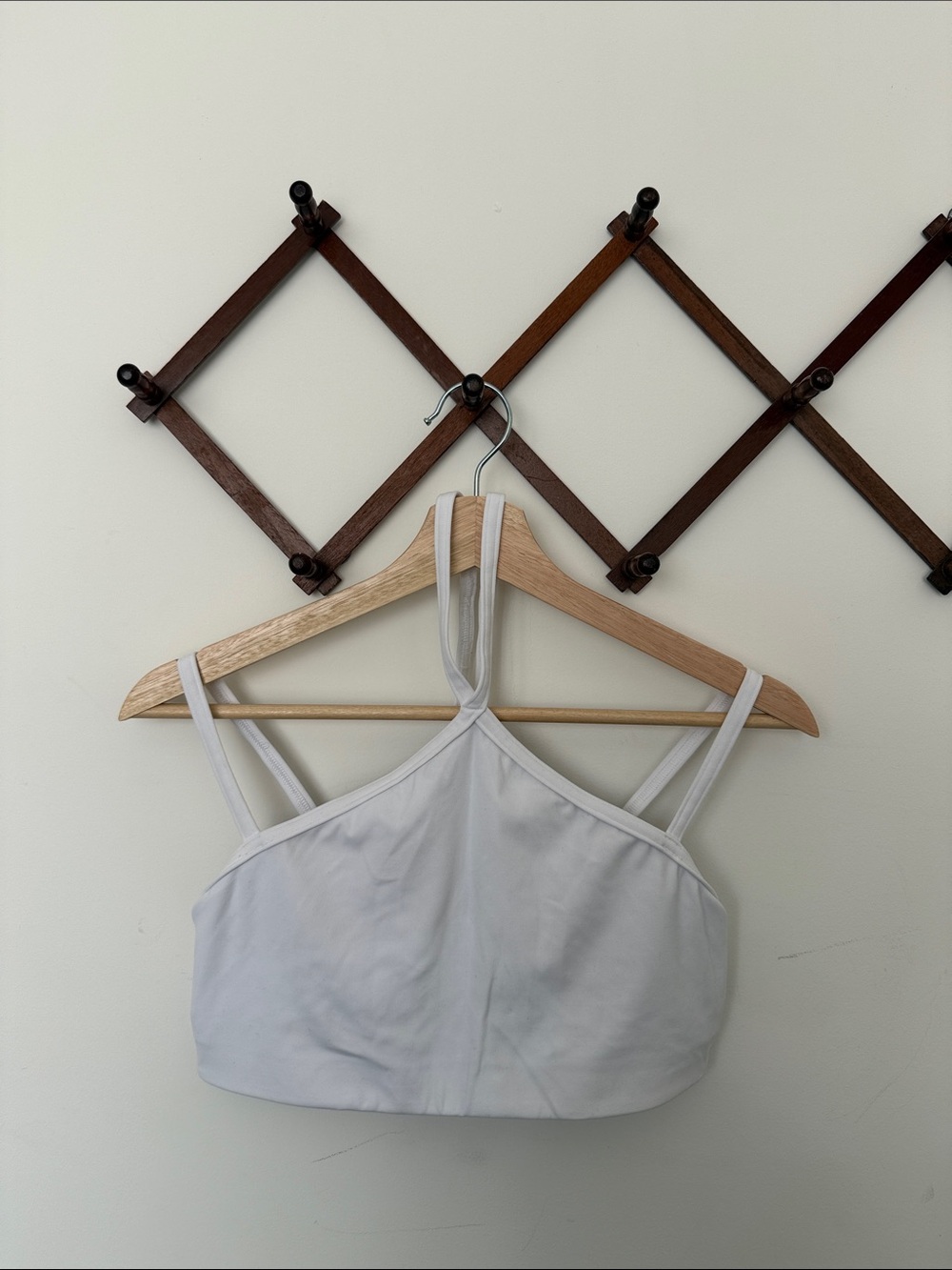 Lululemon Flow Y Strappy Sports Bra - Size 10